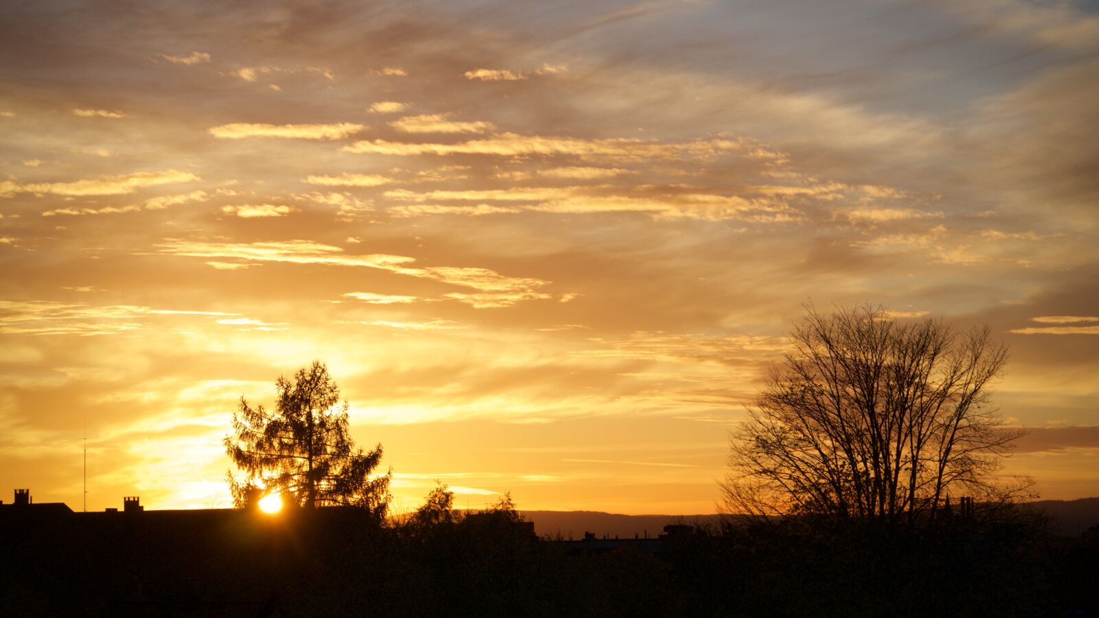 Panasonic Lumix DMC-GH4 sample photo. Evening, sky, cloud photography
