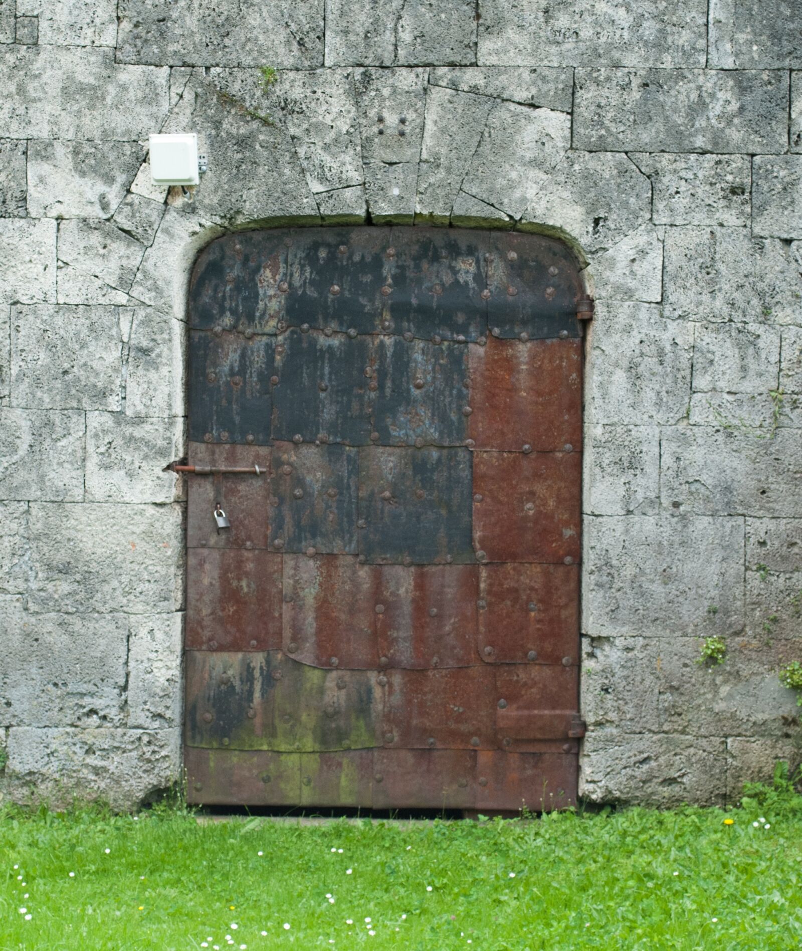Nikon D60 sample photo. Door, old, iron door photography