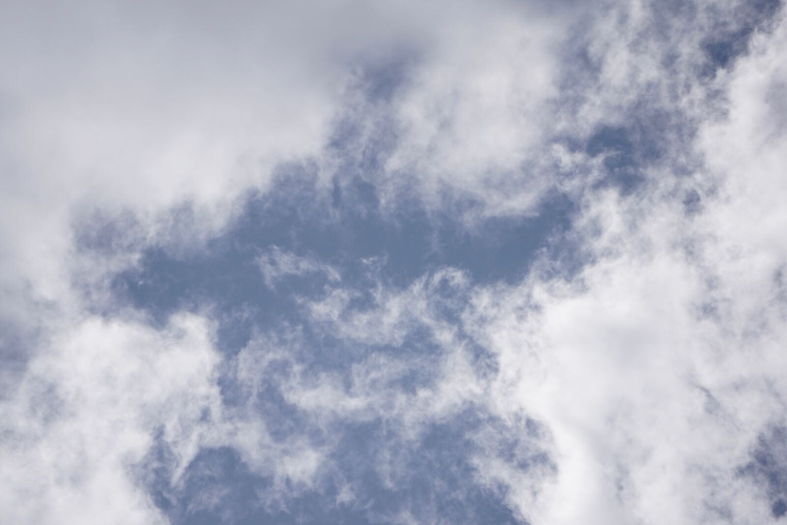 Sony E 55-210mm F4.5-6.3 OSS sample photo. Cloud, sky, texture photography