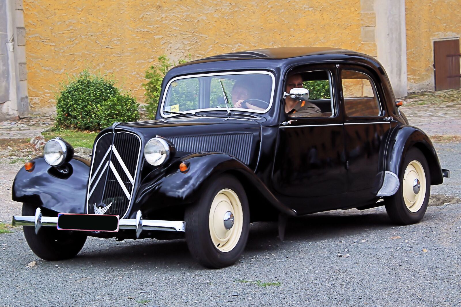 Canon EOS 1100D (EOS Rebel T3 / EOS Kiss X50) sample photo. Citroen 11cv, oldtimer, classic photography