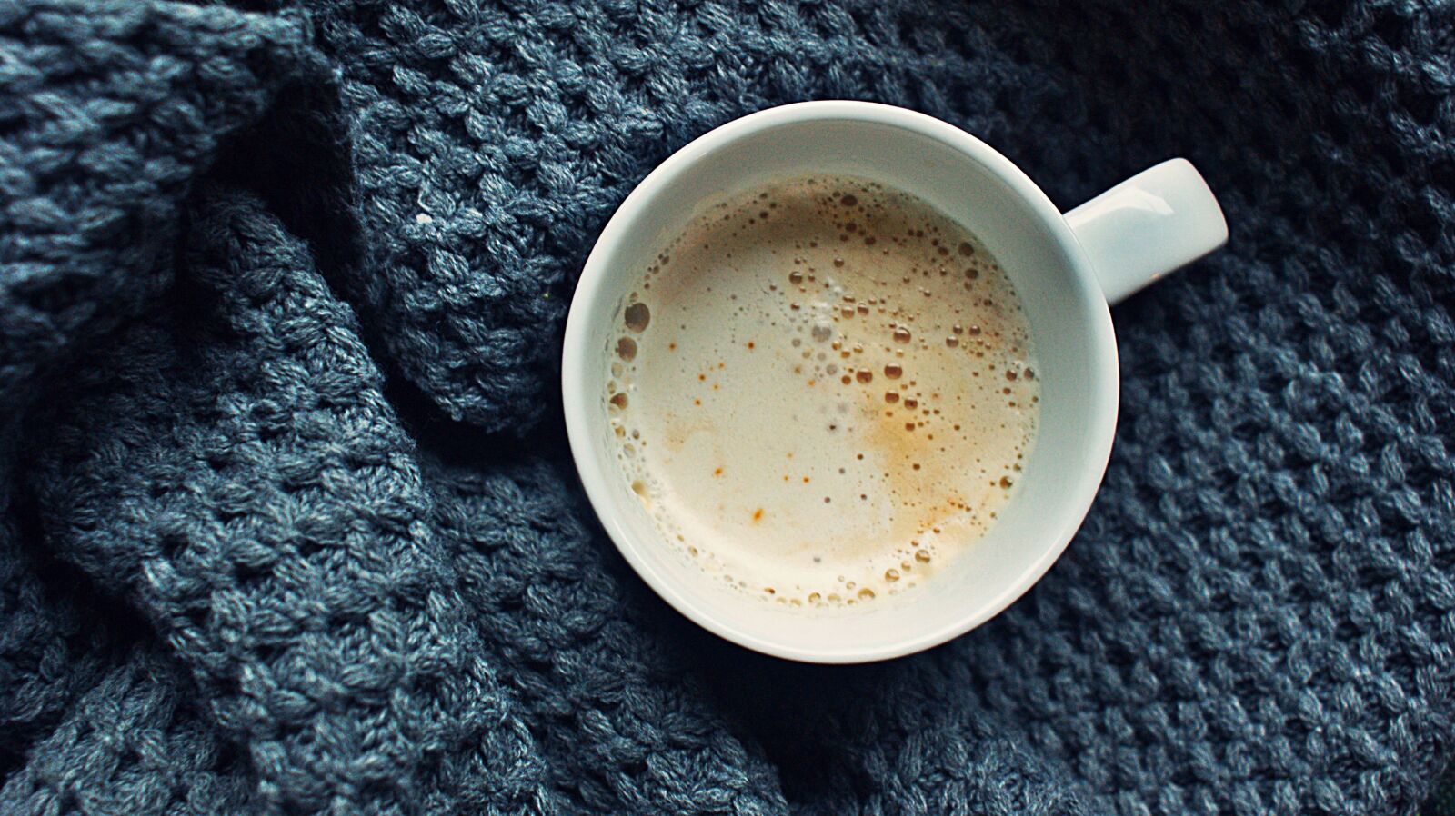 Sony Alpha DSLR-A350 sample photo. Coffee, cappuccino, cup photography