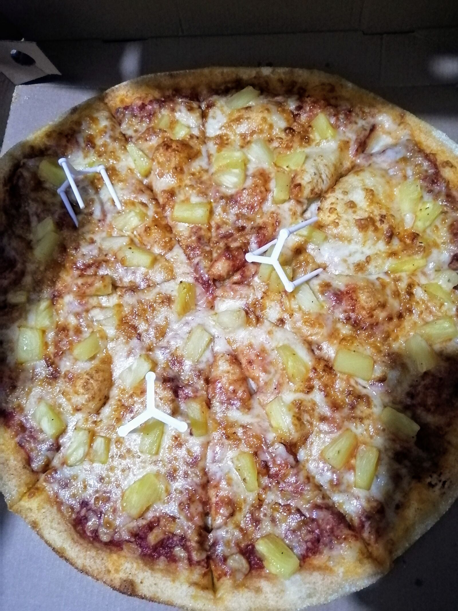 HUAWEI P30 LITE sample photo. Pizza, delicious, rico photography