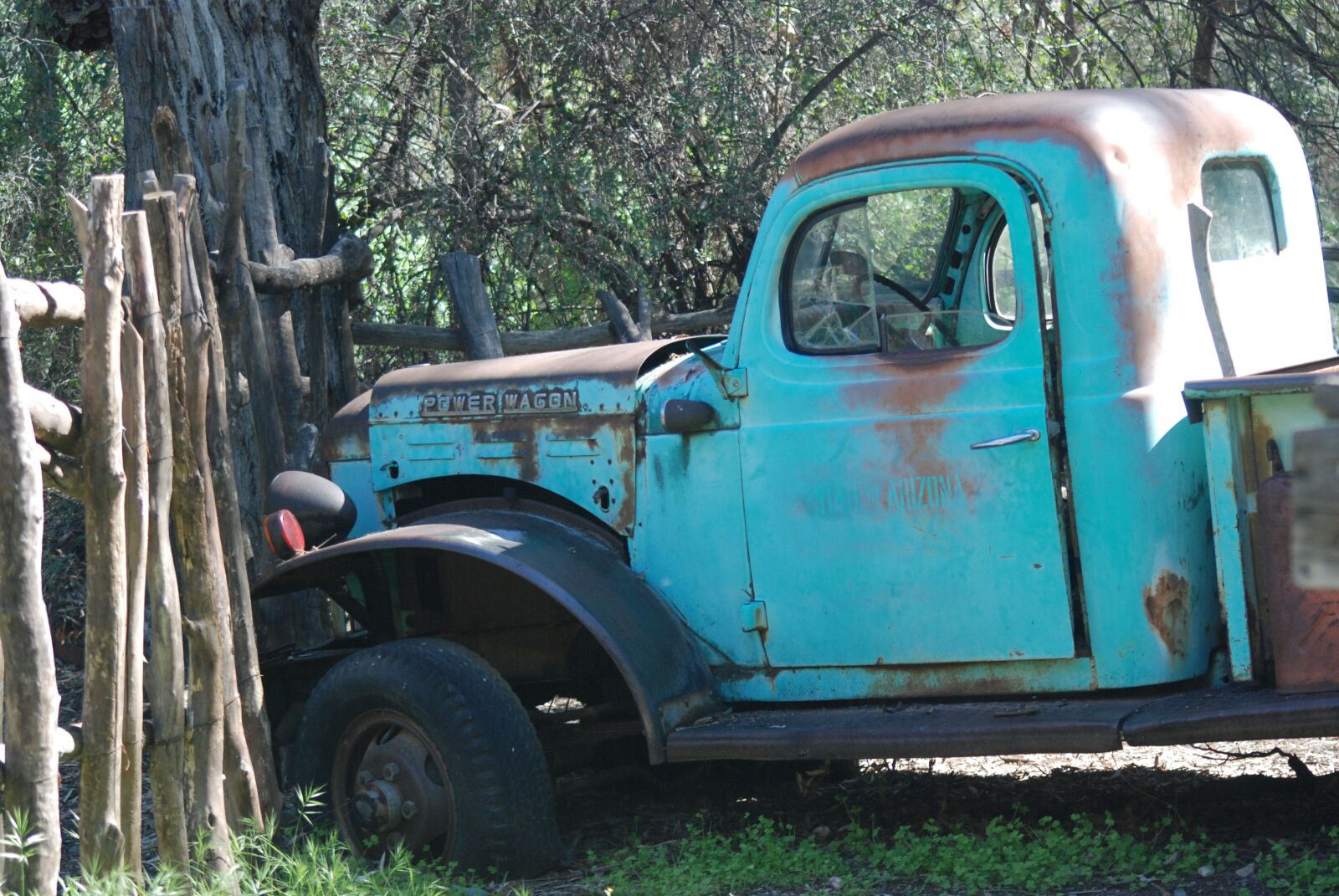 Nikon D80 sample photo. Old truck, rust, truck photography