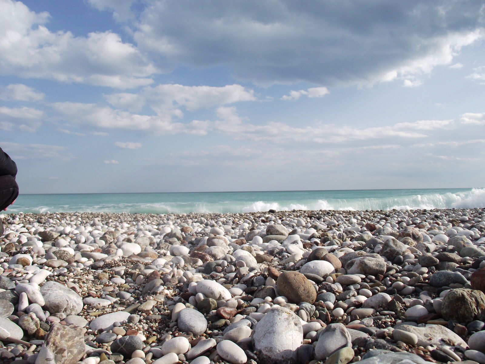 Fujifilm FinePix S1700 sample photo. Beach, sea, and, rock photography