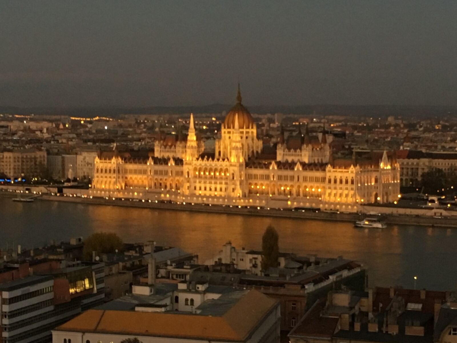 iPhone 6s Plus back camera 4.15mm f/2.2 sample photo. Parliament, budapest, hungary photography