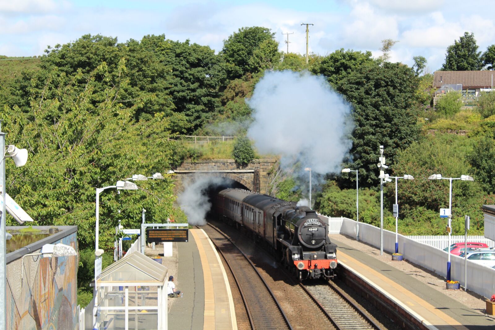 Canon EOS 1300D (EOS Rebel T6 / EOS Kiss X80) sample photo. Steam, locomotive, tunnel photography