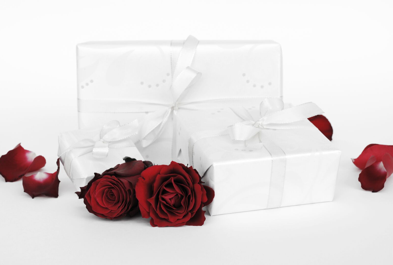 Nikon D7100 sample photo. Gift, surprise, packed photography