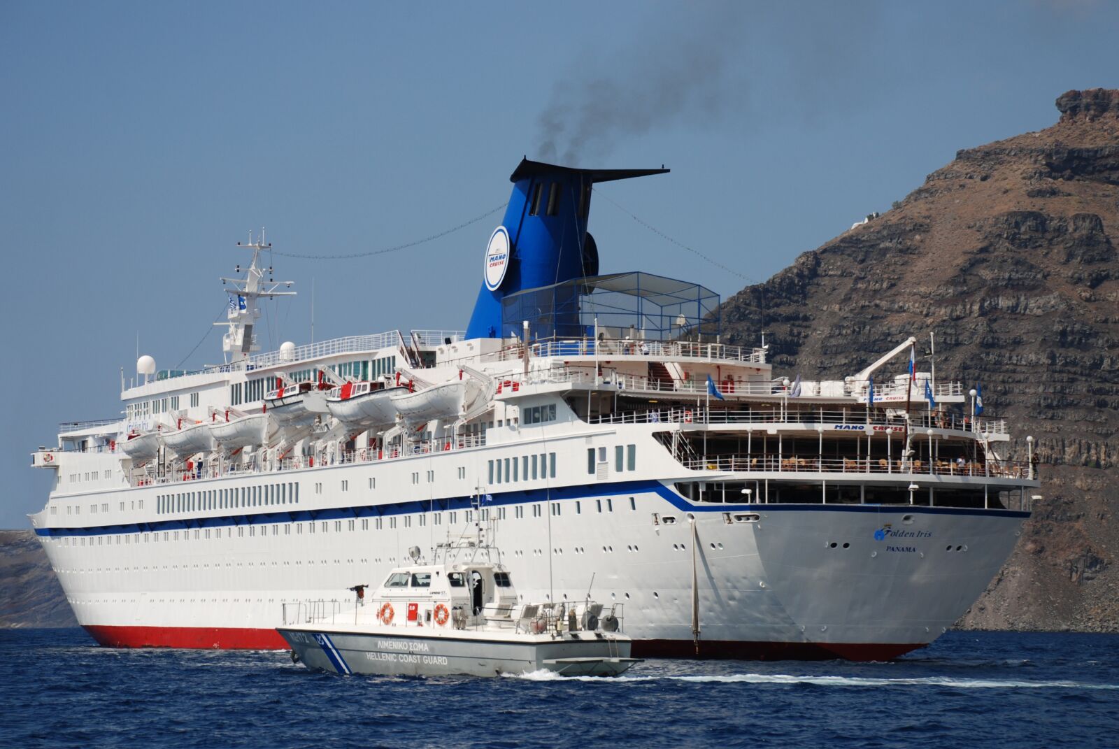 Nikon D80 sample photo. Steamer, santorini, sea photography