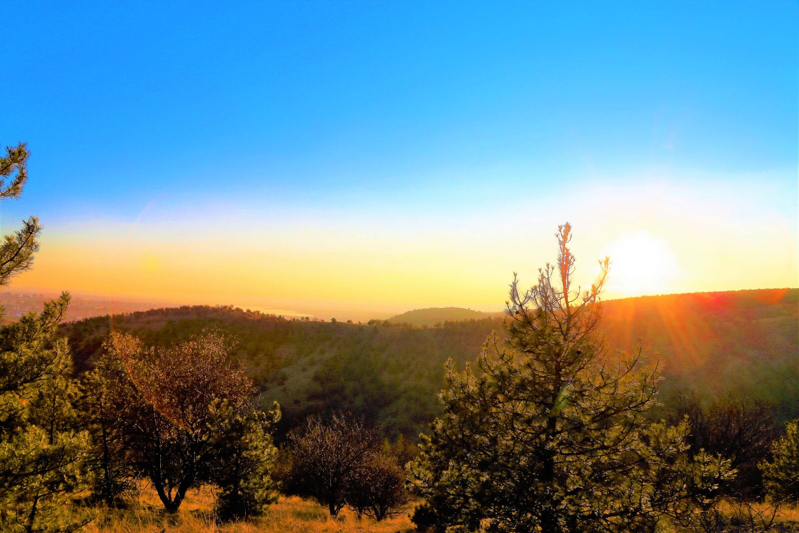 Canon EF 24-105mm F4L IS USM sample photo. Sunset, land, nature photography