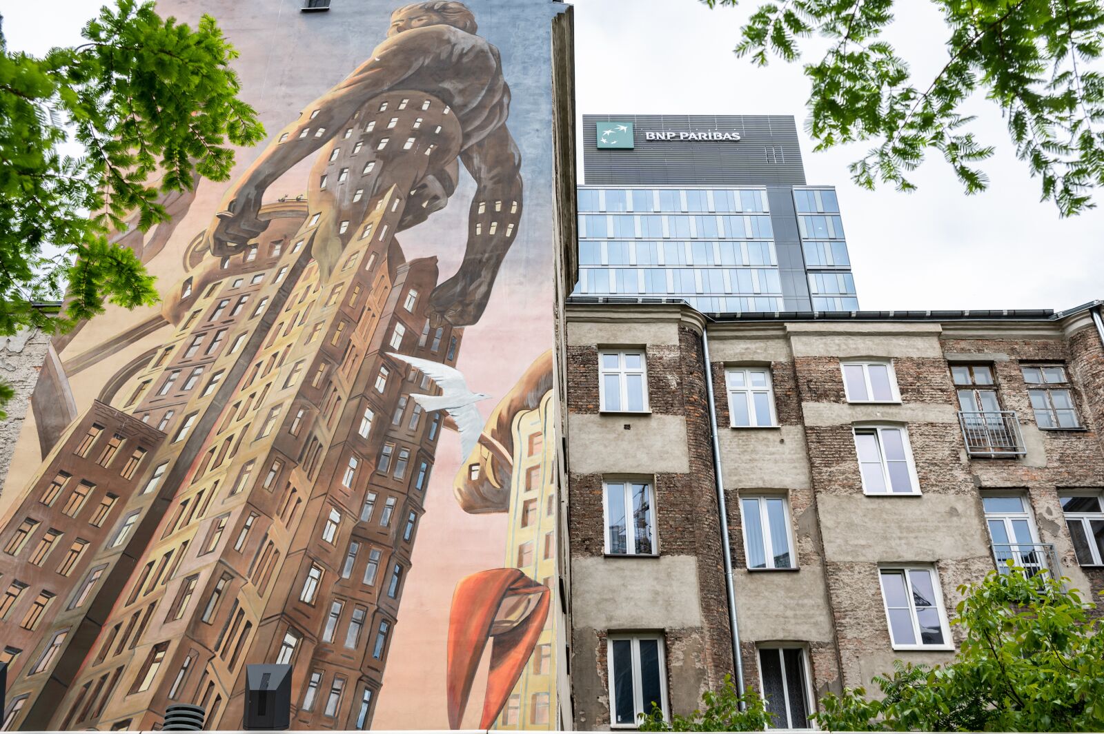 Nikon Z6 sample photo. Warsaw, the capital of photography