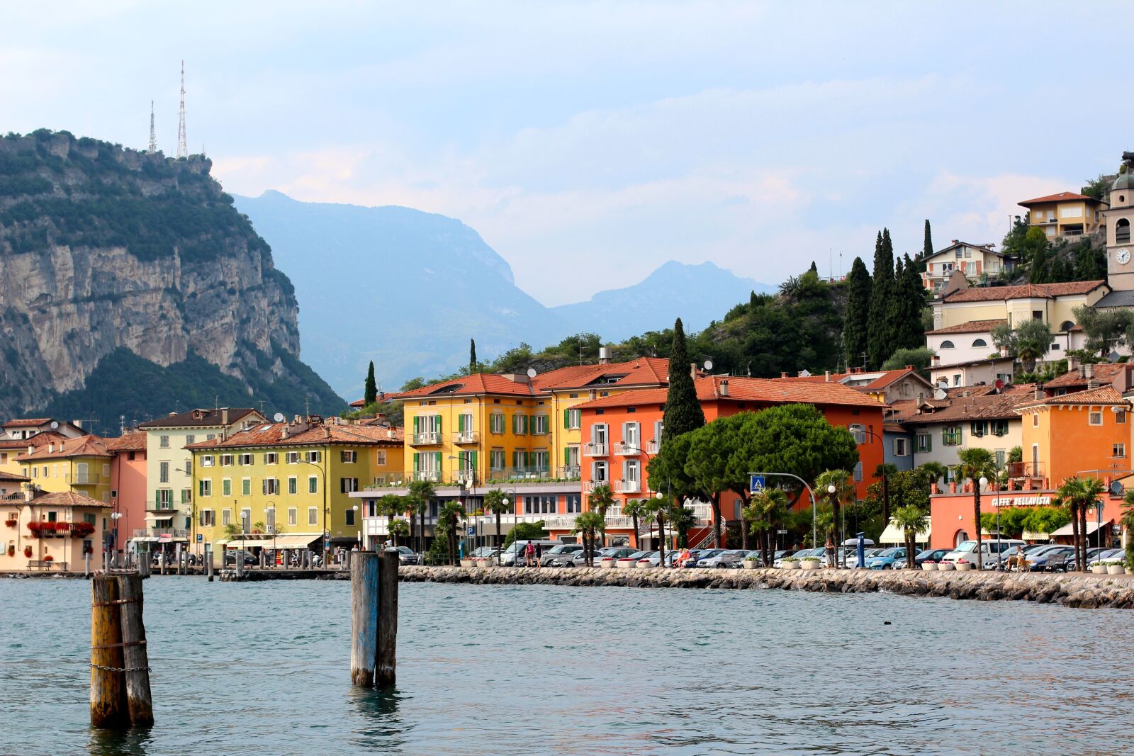 Canon EOS 600D (Rebel EOS T3i / EOS Kiss X5) + Canon EF 50mm F1.4 USM sample photo. Garda, torbole, italy photography