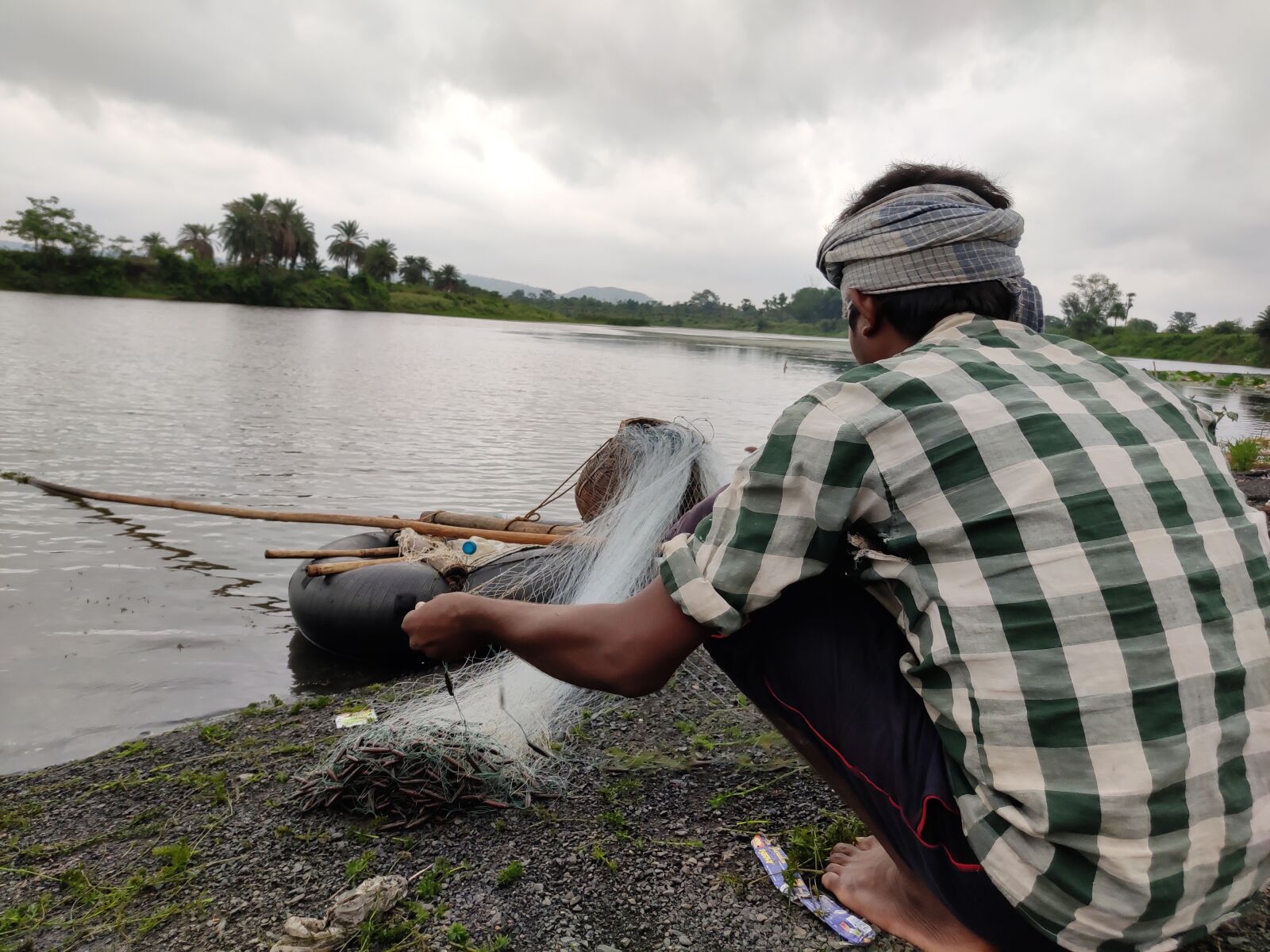 Xiaomi Redmi Note 7 Pro sample photo. Fisherman, river, fishing photography