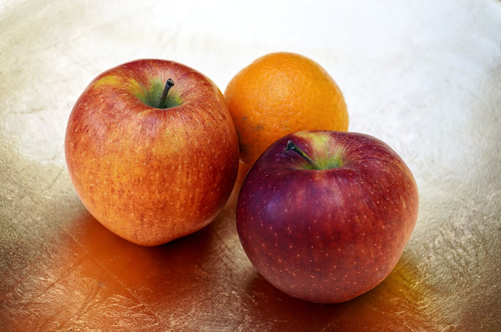 Sony E PZ 18-105mm F4 G OSS sample photo. Apple, fruit, fresh photography
