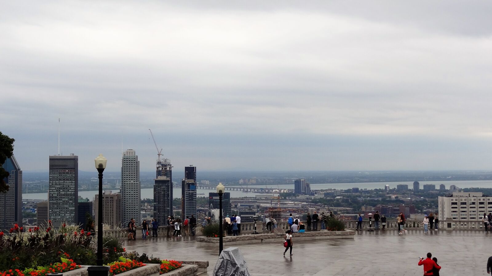 Sony Cyber-shot DSC-HX9V sample photo. Park, montreal, downtown photography