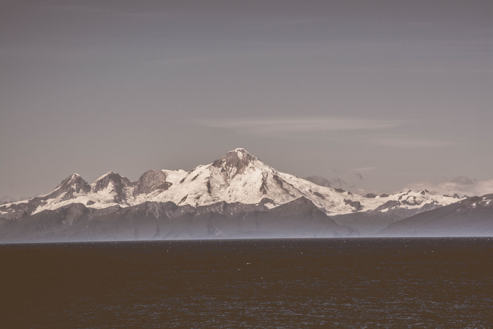 Nikon D5200 sample photo. Adventure, cold, dawn, fog photography