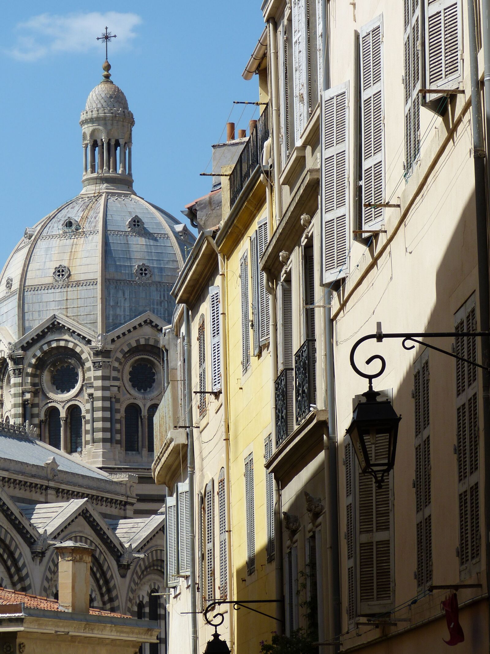 Panasonic Lumix DMC-FZ150 sample photo. Marseille, cathedral, france photography