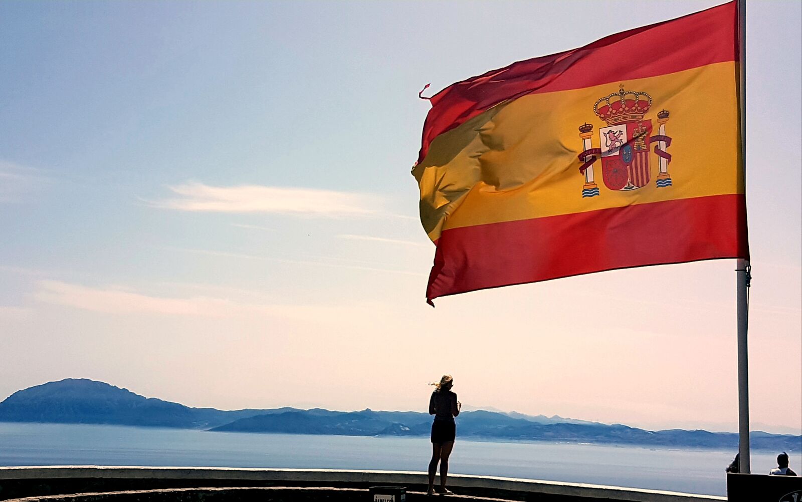 Samsung Galaxy S7 sample photo. Flag, spanish flag, spain photography
