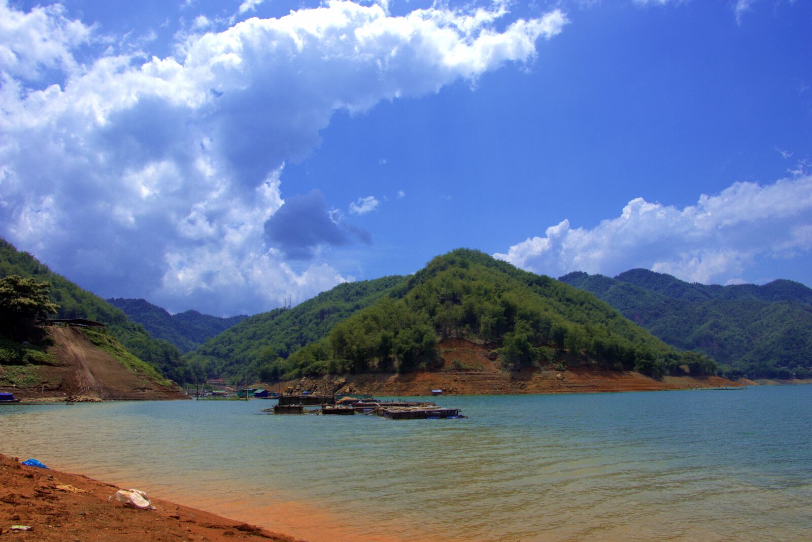 Canon EF-S 18-135mm F3.5-5.6 IS USM sample photo. Viet nam, reservoir photography