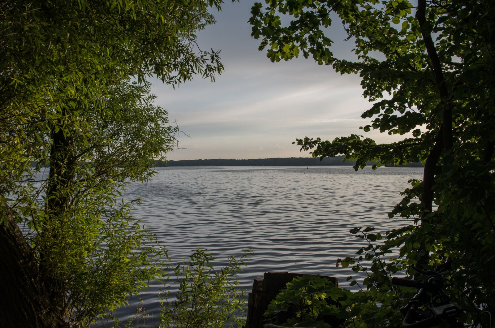 Pentax K-50 sample photo. Lake, water, nature photography