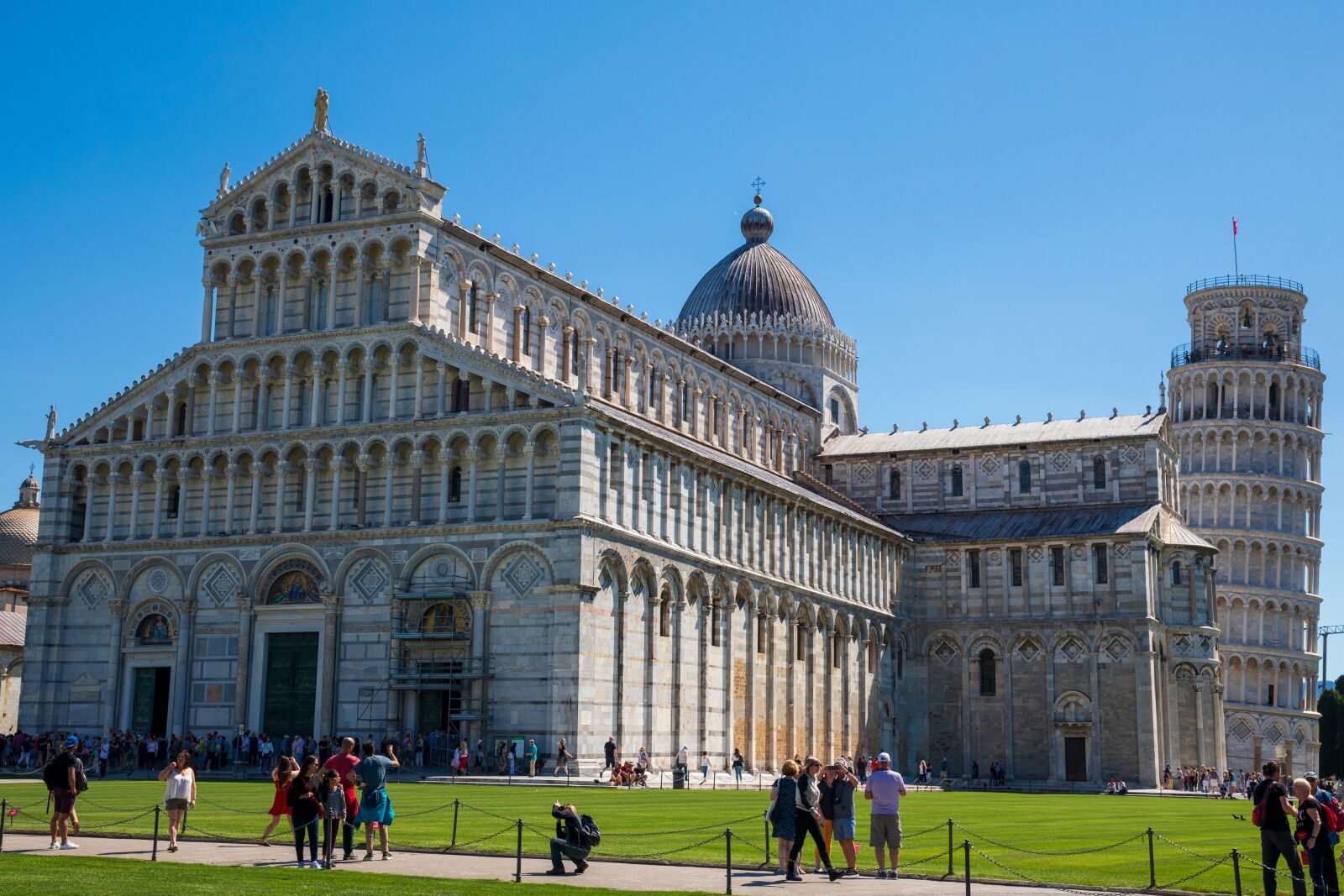Canon EOS 5D Mark IV sample photo. Pisa, italy, most photography