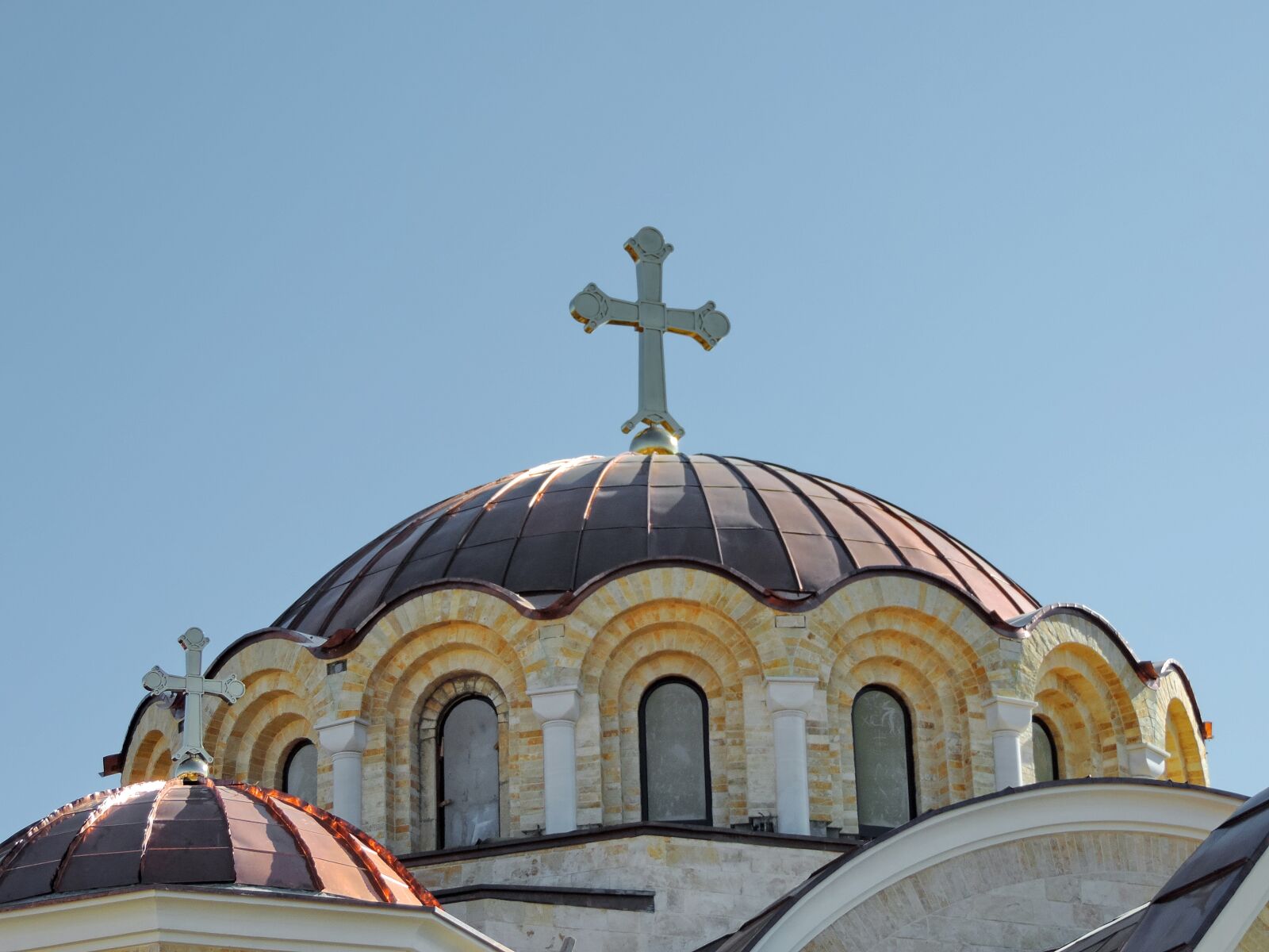 Nikon Coolpix P520 sample photo. Cross, gold, monastery, orthodox photography
