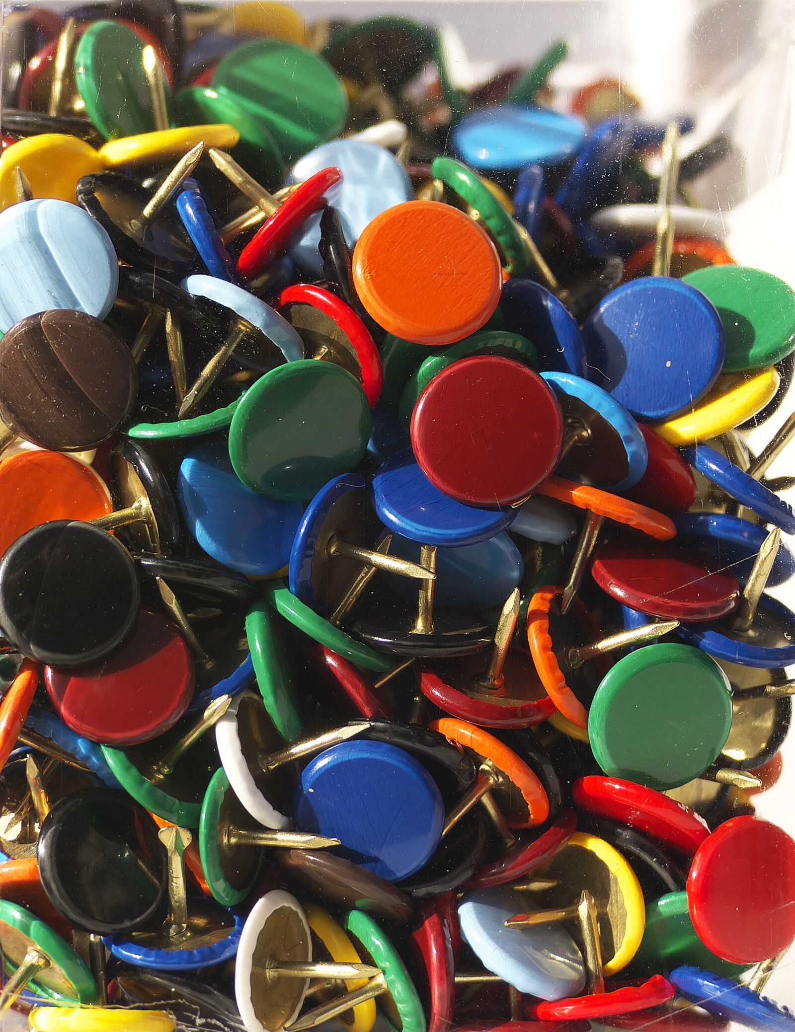 Panasonic Lumix DMC-FZ1000 sample photo. Nails, colorful, color photography