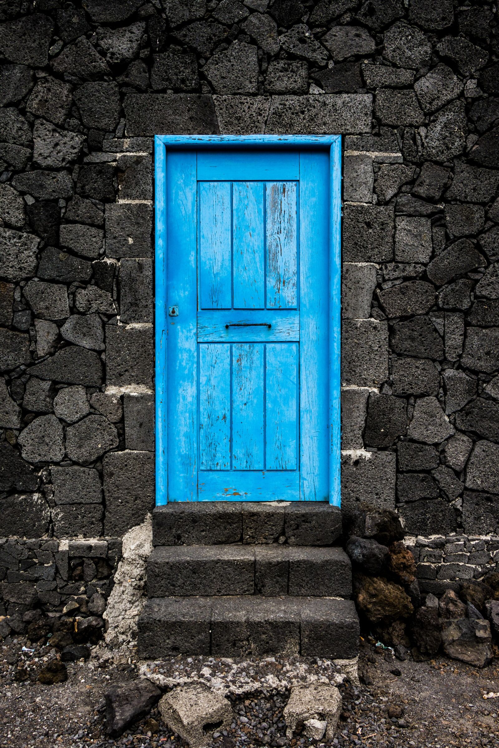 Canon EOS 70D sample photo. Door, goal, old door photography