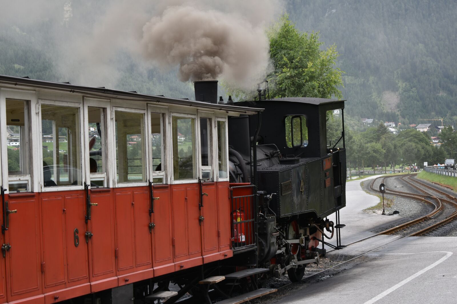Nikon D3500 sample photo. Old train, train, transport photography