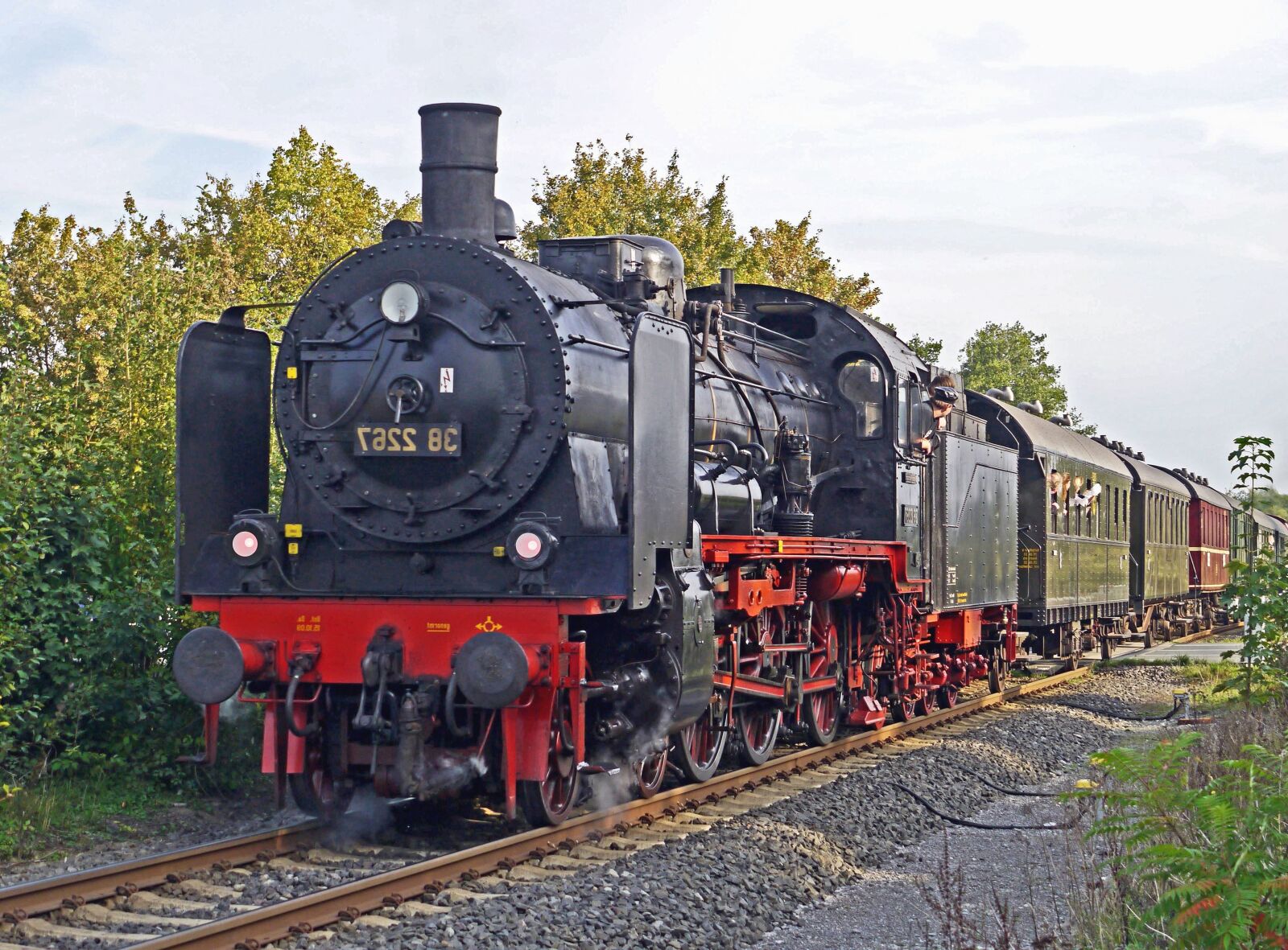 Panasonic Lumix DMC-G3 sample photo. Tourism, steam locomotive, passenger photography