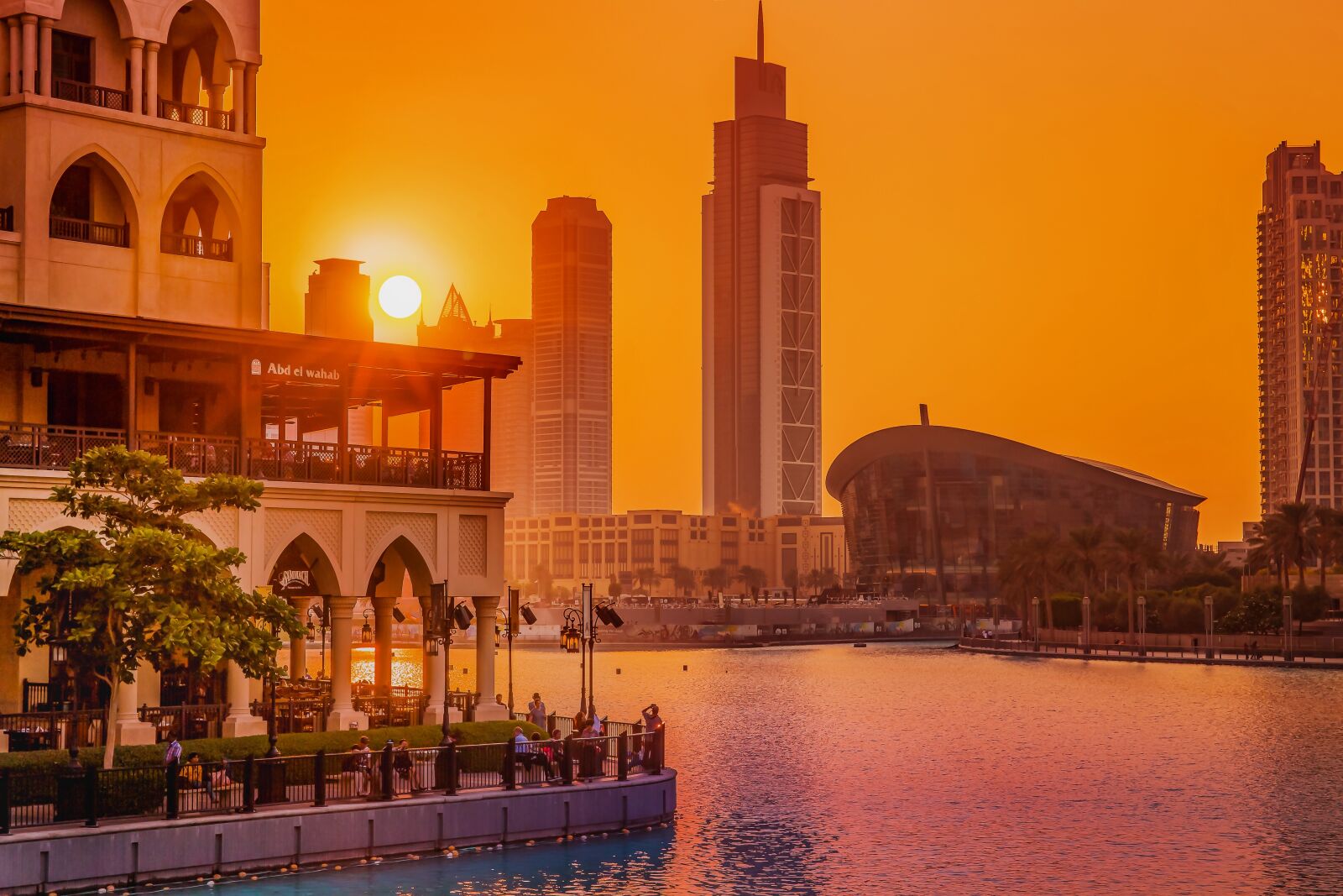 Canon EF 24-70mm F4L IS USM sample photo. Sunset, city, architecture photography