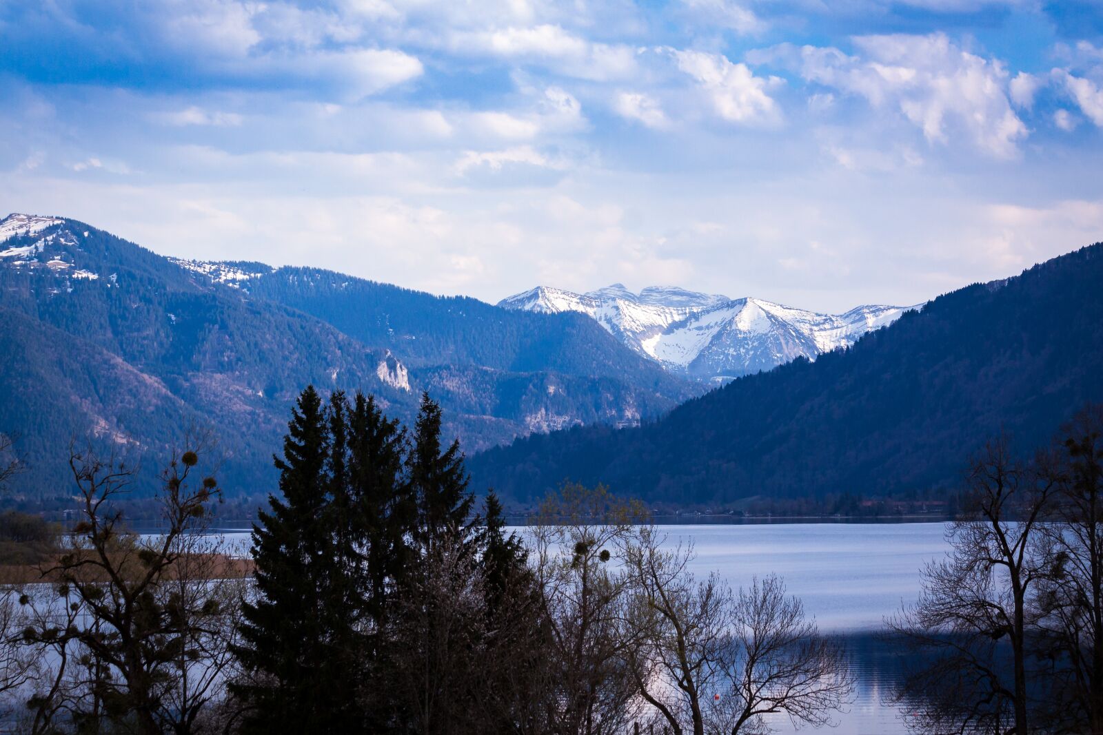 Canon EOS 50D + Canon EF 70-300mm F4-5.6 IS USM sample photo. Lake, alpine, blue mountains photography