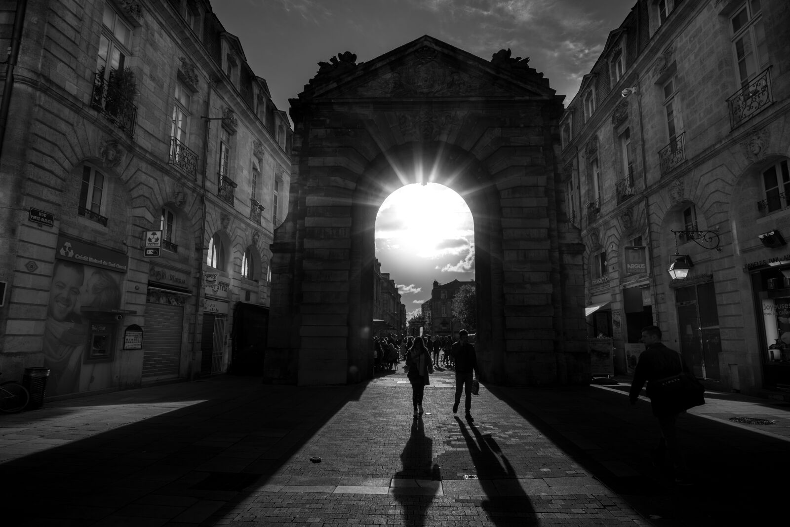 Nikon D610 sample photo. Sun, shadow, black and photography