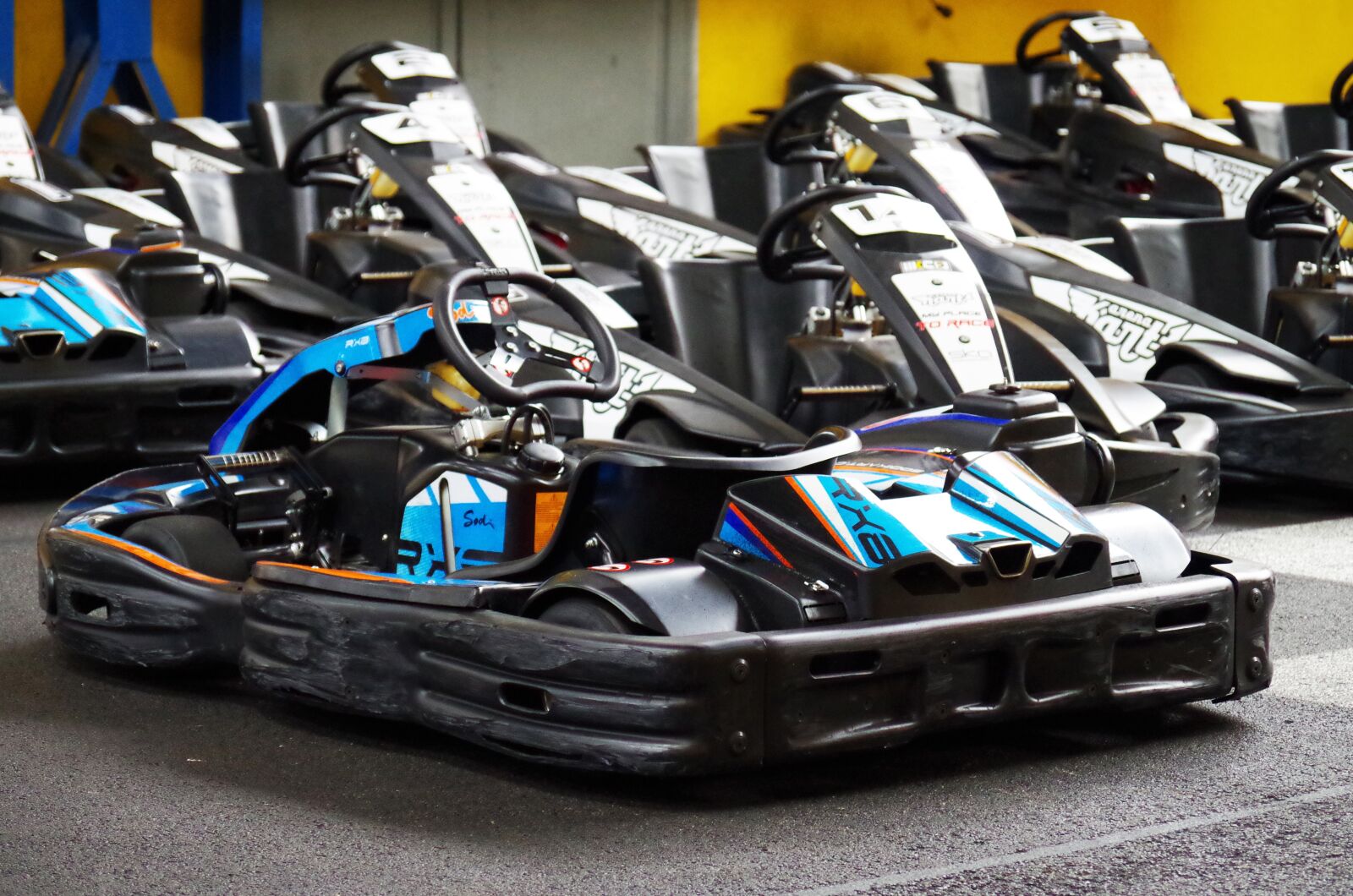 Pentax K-500 sample photo. Go karts, race, ride photography