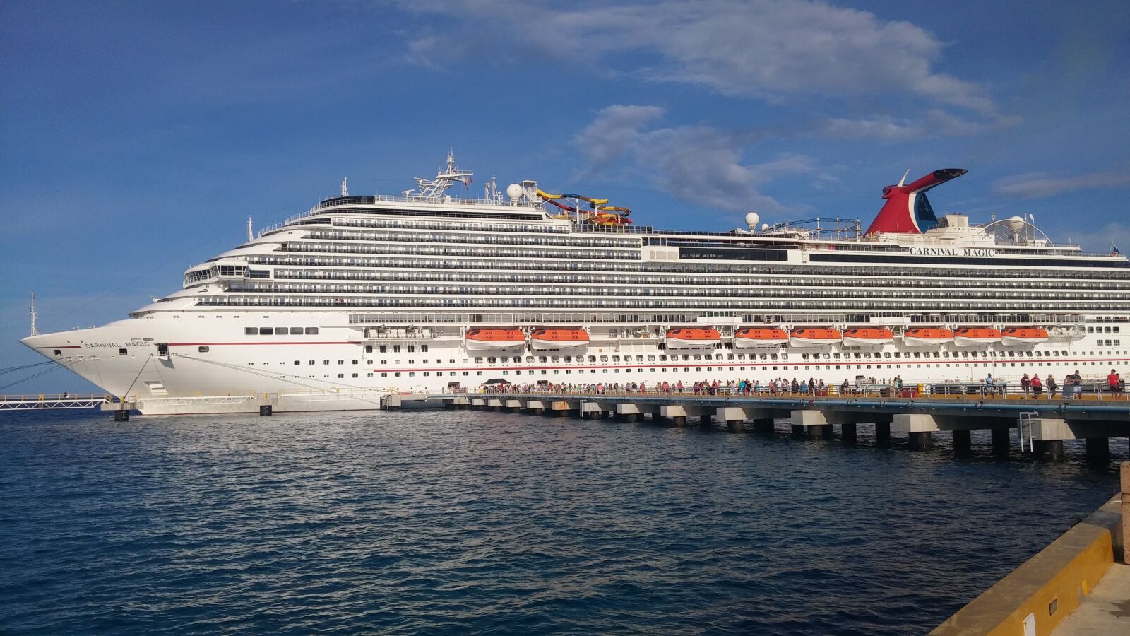 LG G3 sample photo. Carnival, magic, cruise photography