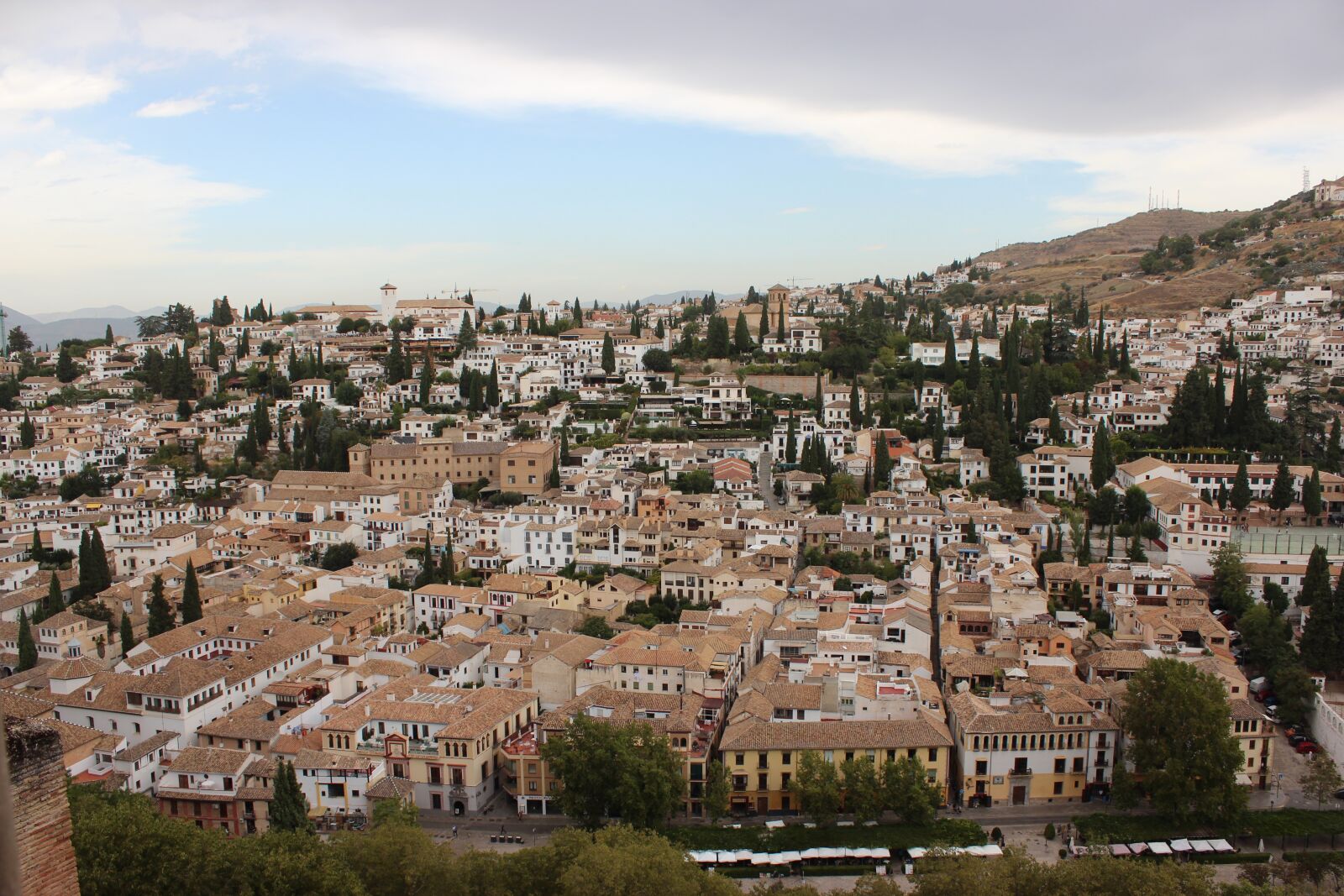 Canon EOS 600D (Rebel EOS T3i / EOS Kiss X5) sample photo. Granada, spain, andalusia photography