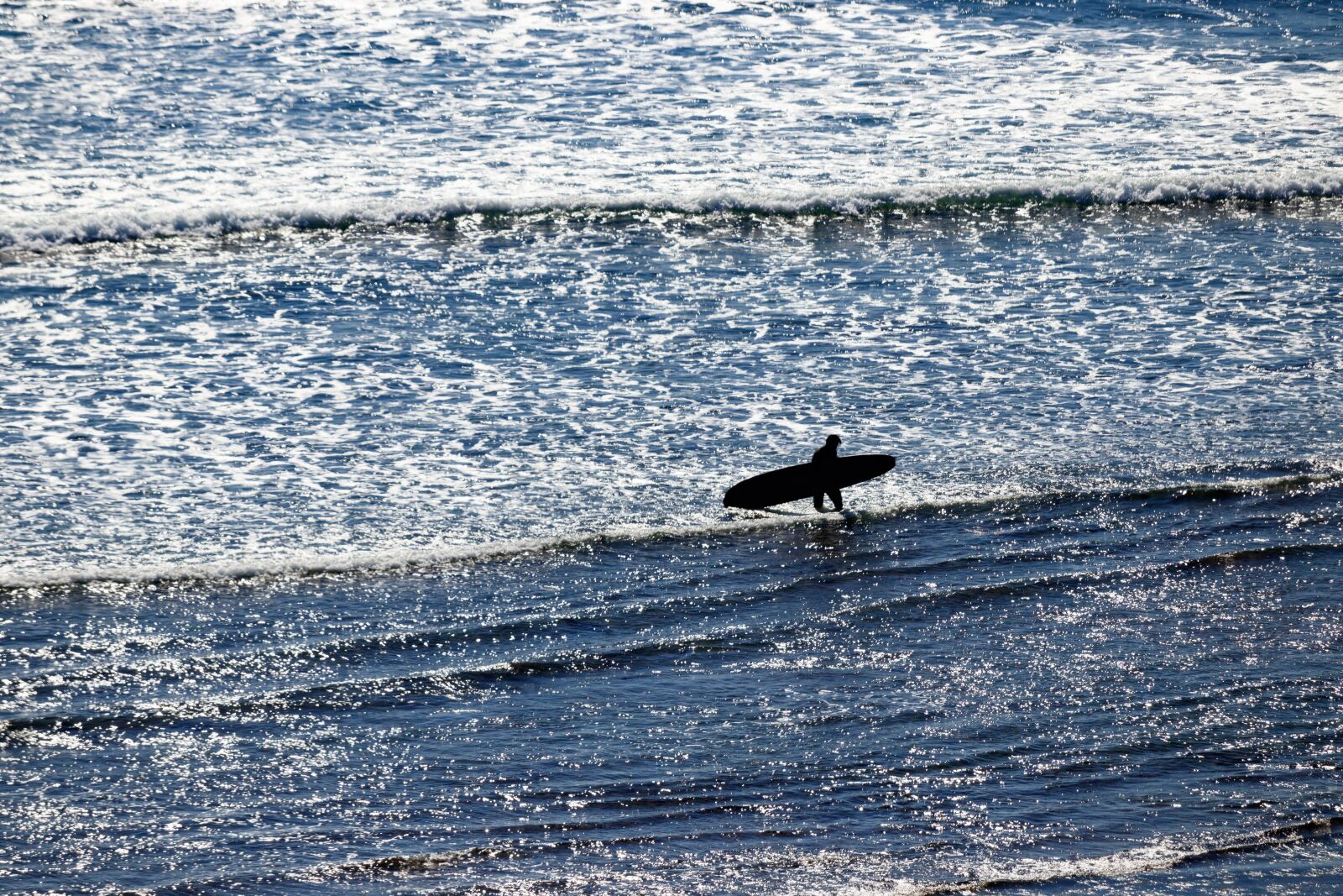 Canon EOS 800D (EOS Rebel T7i / EOS Kiss X9i) + Canon EF-S 55-250mm F4-5.6 IS STM sample photo. Surfing, san onofre, california photography