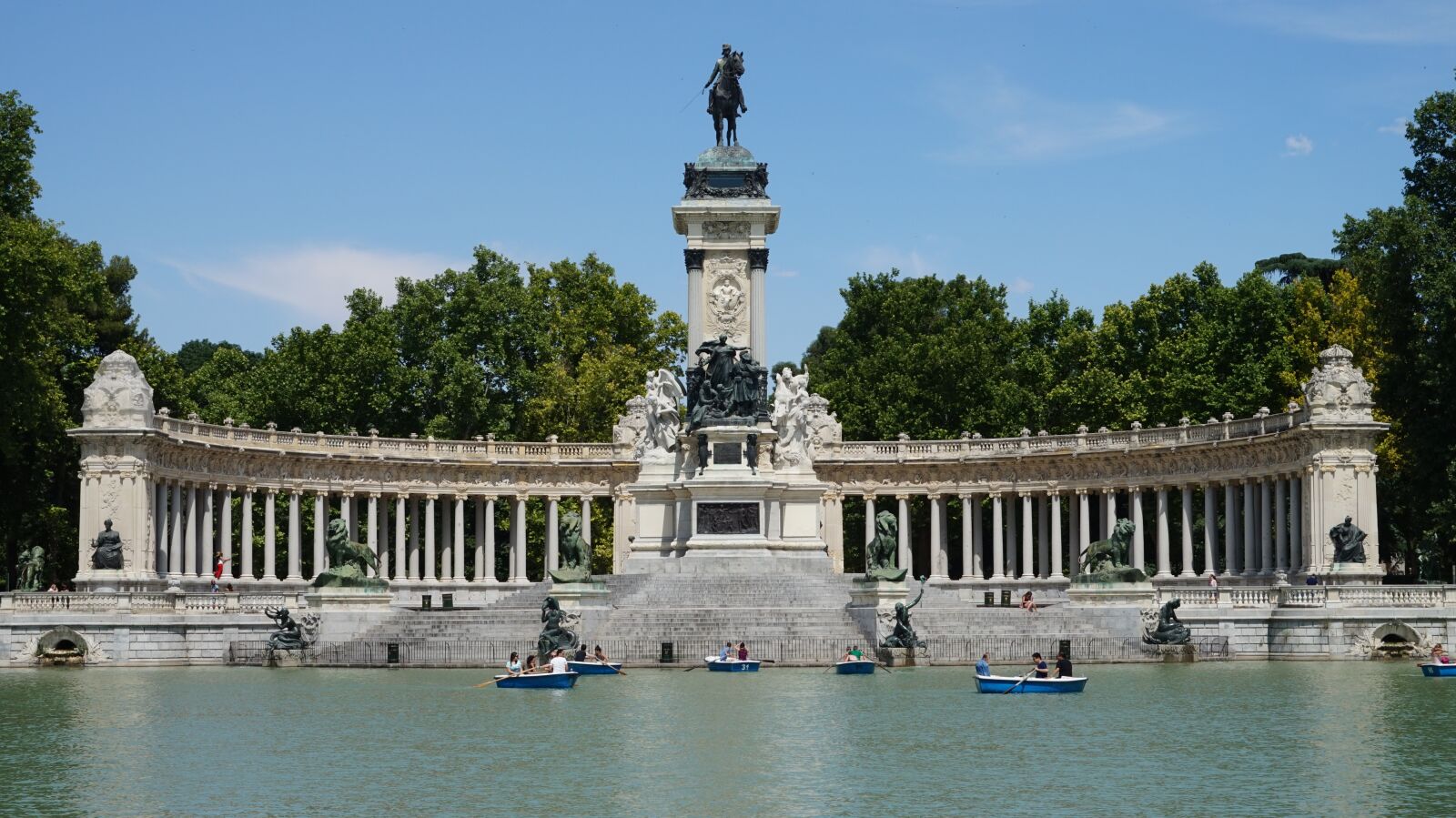 Sony Alpha a5000 (ILCE 5000) sample photo. Retiro park, madrid, park photography