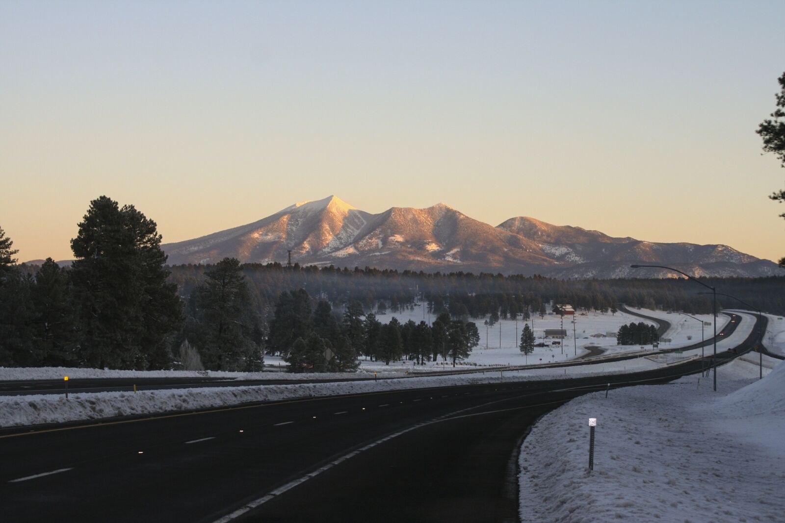 Canon EOS 350D (EOS Digital Rebel XT / EOS Kiss Digital N) sample photo. San francisco peaks, kachina photography
