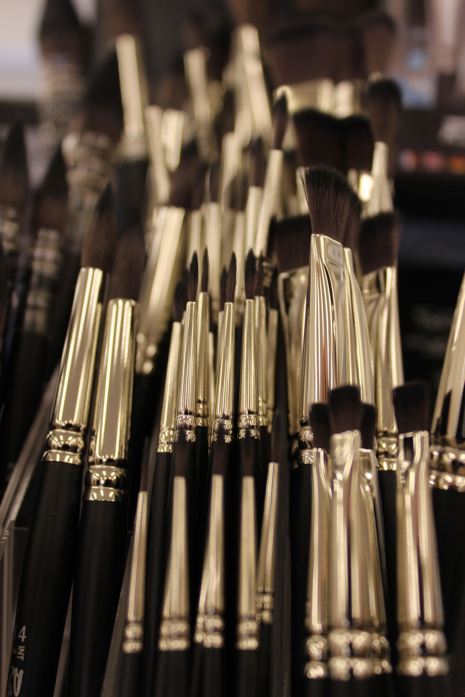 Canon EOS 600D (Rebel EOS T3i / EOS Kiss X5) sample photo. Brush, art supplies, painting photography