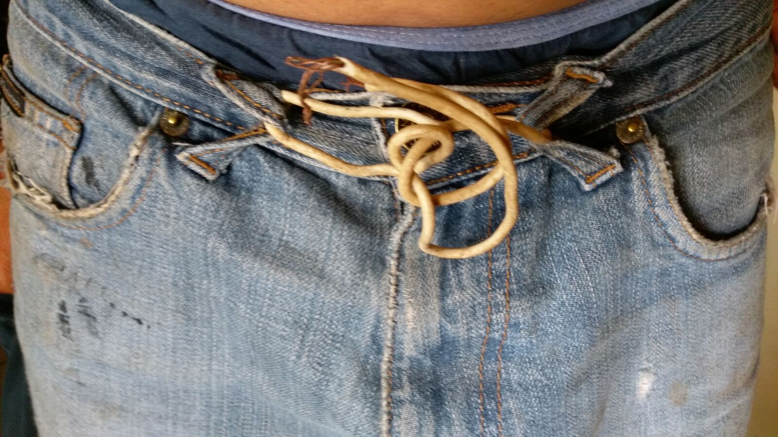 HTC ONE A9 sample photo. Belt, jeans, make, old photography