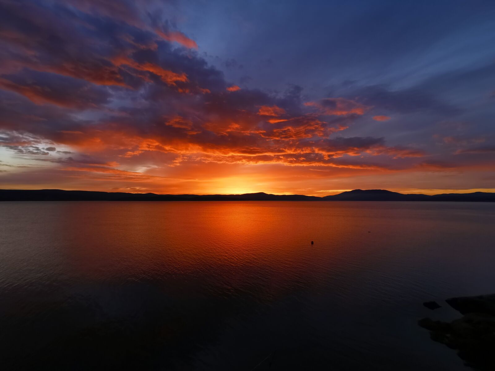 HUAWEI P30 Pro sample photo. Sunrise, lake, landscape photography