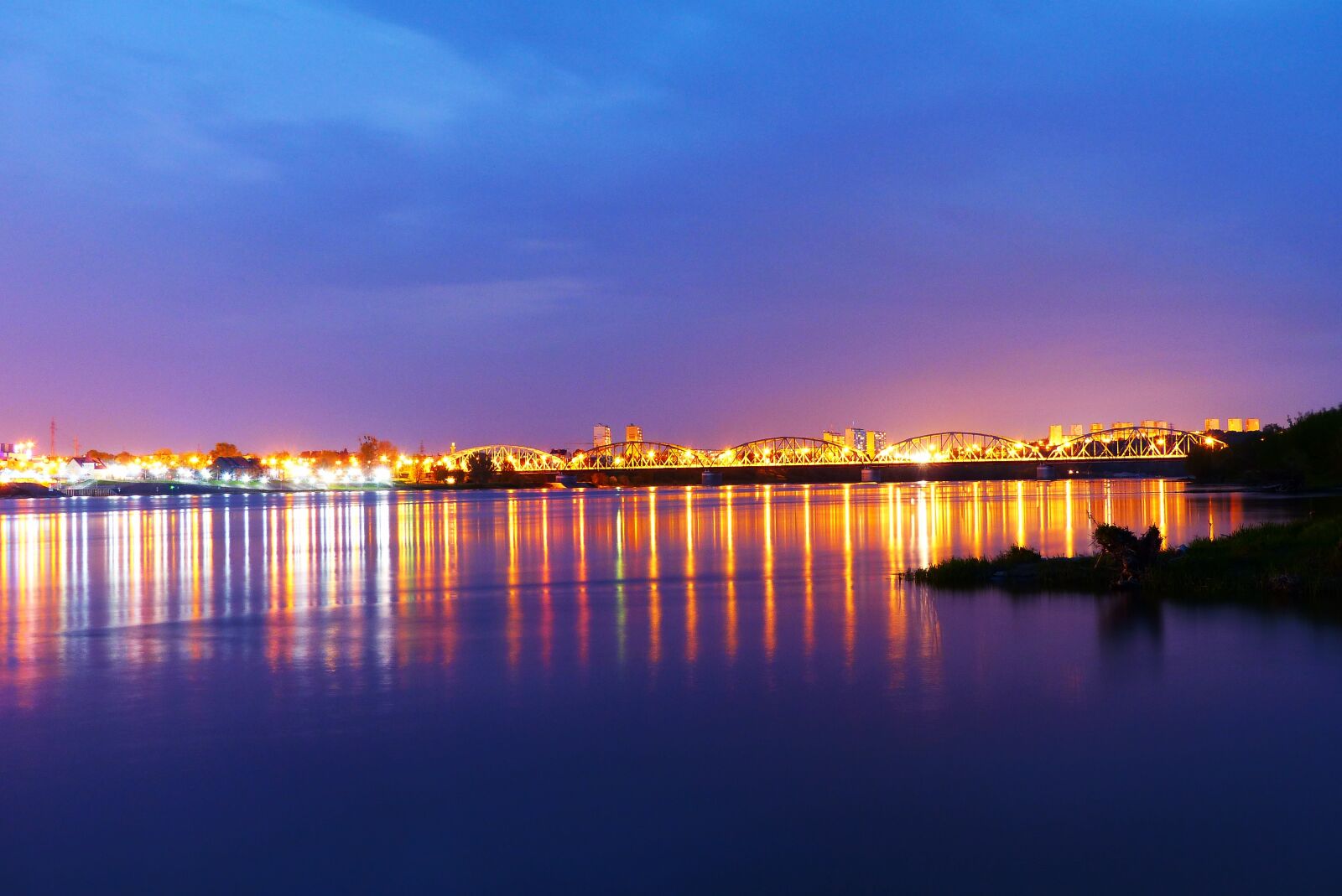 Panasonic Lumix DMC-FZ200 sample photo. Bridge lagoon, the wave photography