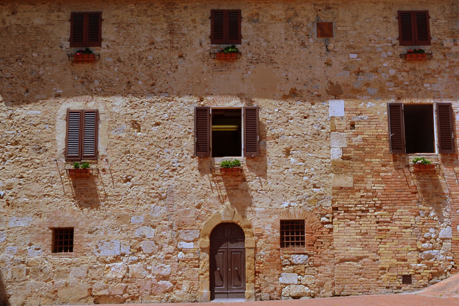 Nikon D7100 sample photo. Facade, old, house photography