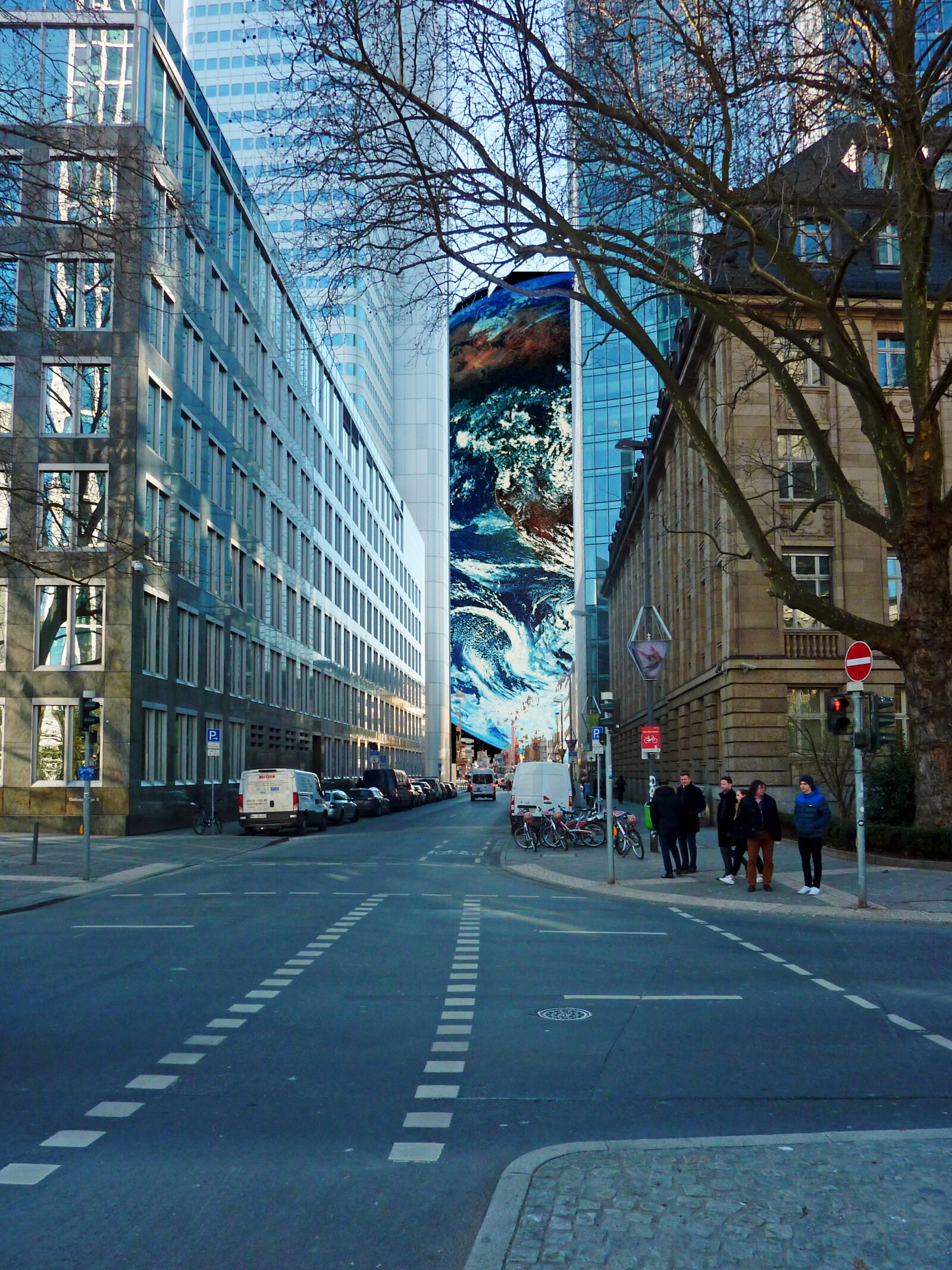 Panasonic DMC-TZ7 sample photo. City, road, urban photography