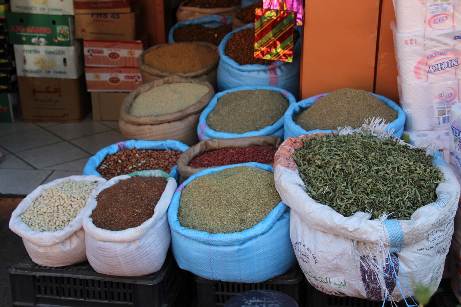 Canon EOS 600D (Rebel EOS T3i / EOS Kiss X5) sample photo. Morocco, tanger, spice invite photography