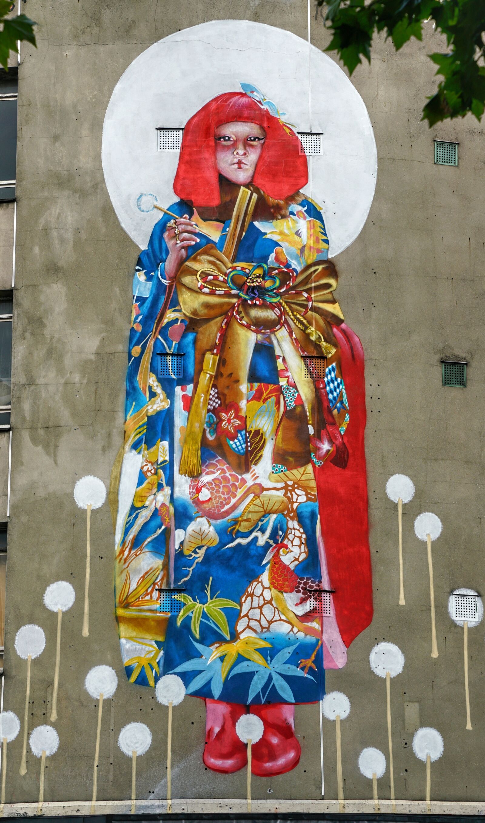 Sony a7R II + Sony FE 24-70mm F2.8 GM sample photo. Street, wall, art photography