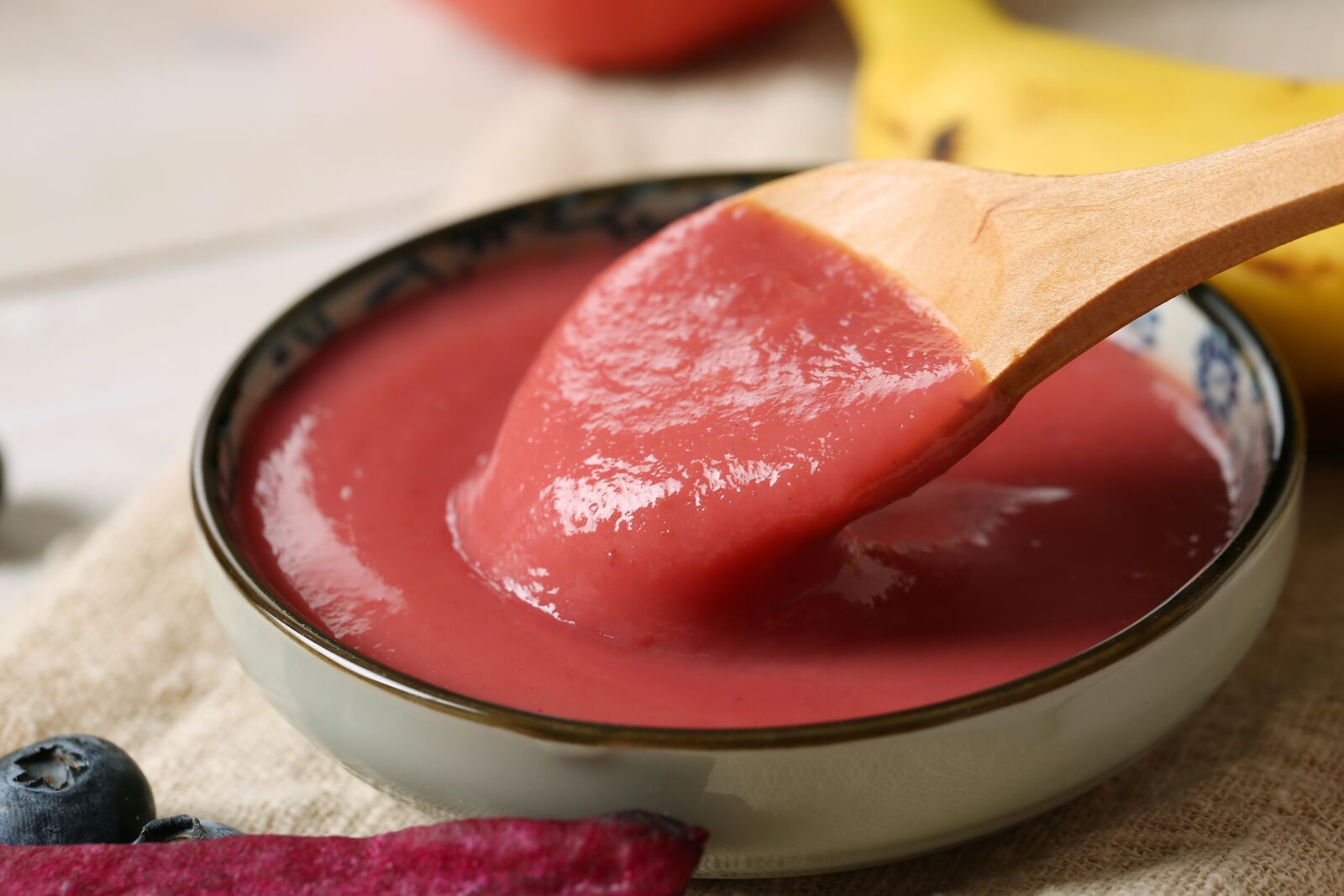 Canon EF 100mm F2.8L Macro IS USM sample photo. Food, health, diet photography