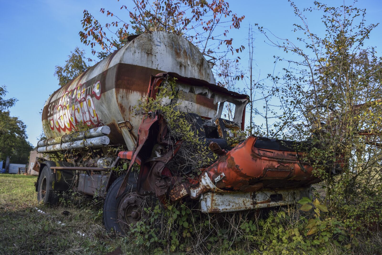 Nikon D3300 sample photo. Lost places, truck, wreck photography
