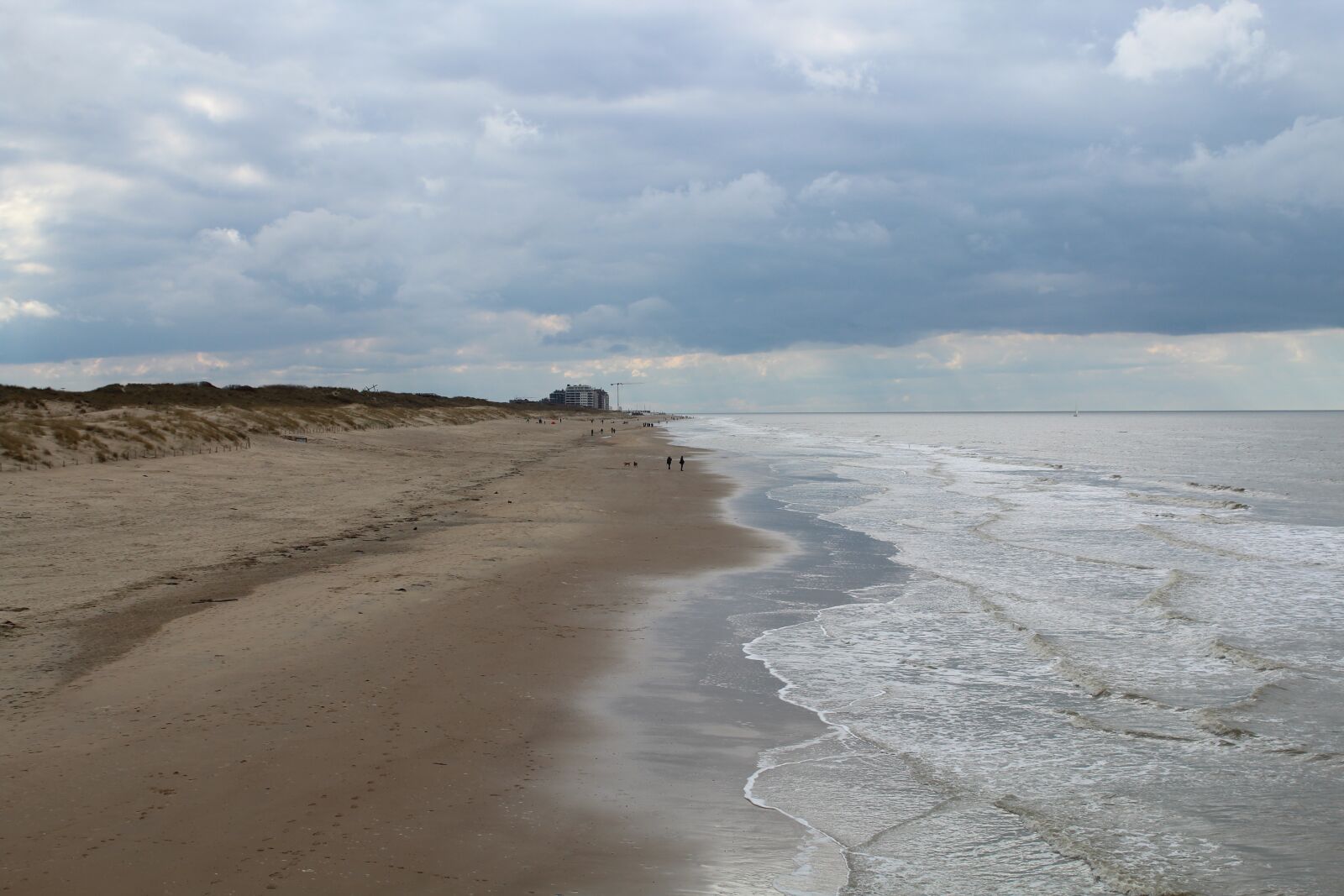 Canon EOS 1300D (EOS Rebel T6 / EOS Kiss X80) sample photo. Body of water, sand photography