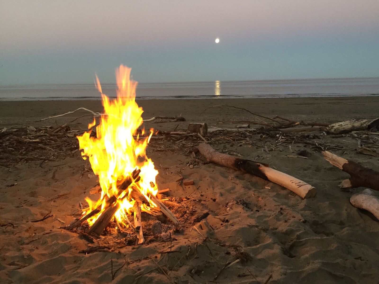 iPhone 6 back camera 4.15mm f/2.2 sample photo. Fire, beach, campfire photography